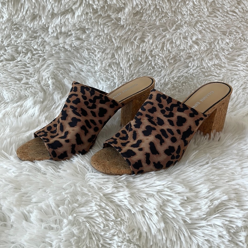 Gianni Bini  leopard print, cork heel 3.5 inches